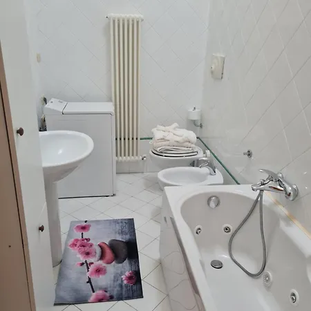 Emy Wine House Porto Recanati